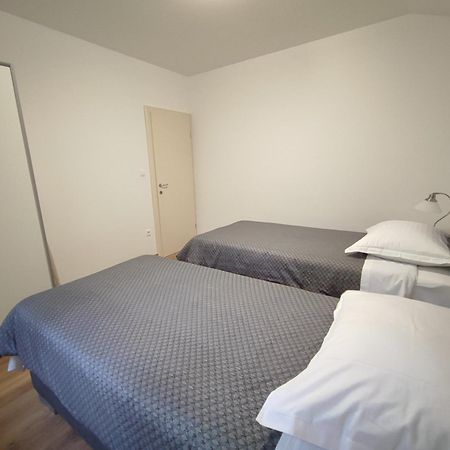 Apartment Soric Трогір Екстер'єр фото